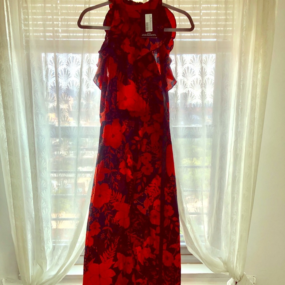 Pretty Little Thing Floral Maxi Dress